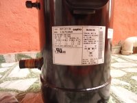 compressor-sanyo-modelo-c-s753h6h-ac3ph-60hz-208-230v-415501-MLB20340409425_072015-F.jpg