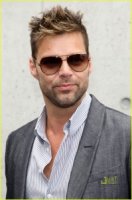 ricky-martin_03-199x300.jpg