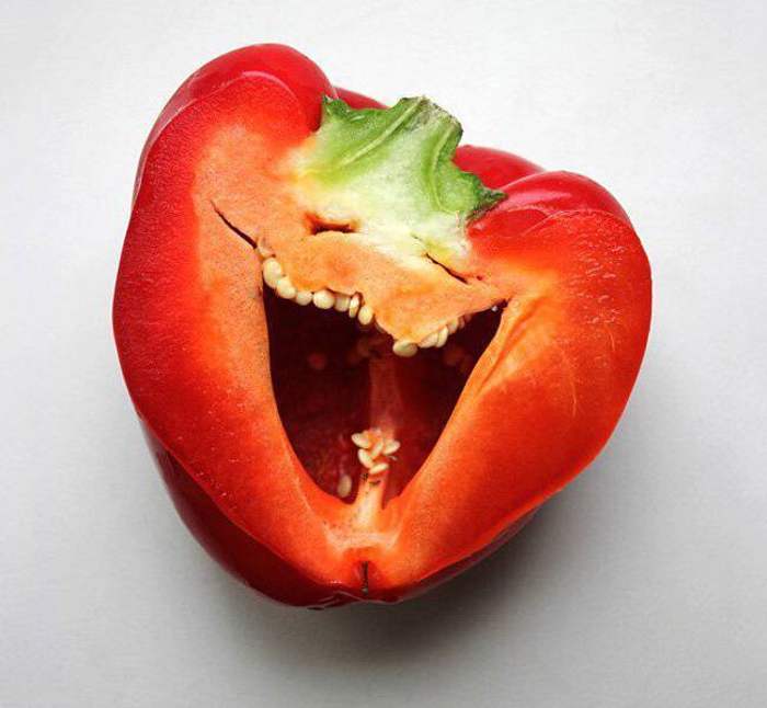 30-Funny-Shaped-Fruits-and-Vegetables-Will-Make-You-Giggle-1.jpg