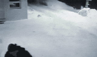 why-you-should-always-walk-fast.gif