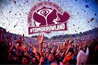 Tomorrowland-2013-FANS-600x404.jpg