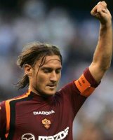 totti_gallery__323x400,0[1].jpg