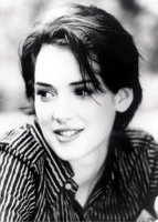 Winona_Ryder_735.jpg