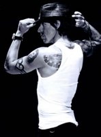 AnthonyKiedis1[1].jpg