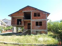 -Kuka-karabina-od-300m2-vo-Ohrid.jpeg