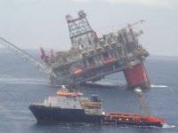 Oil-Rig-sinking.jpg