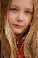 madalina-copil-privire-portrait01.jpg