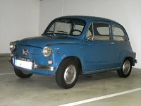 800px-Fiat600.jpg