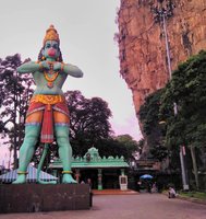 Hanuman_at_Batu_Caves.jpg