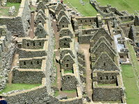 Geometric-architecture-of-Machu-Picchu.jpg