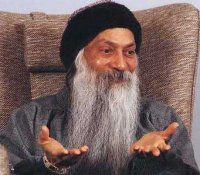 Osho_laughing_Photo.jpg