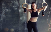 wallpapersden.com_hailee-steinfeld-hot-work-out-photoshoot_3840x2400.jpg