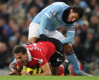 Carlos-Tevez-Rio-Ferdinand.jpg