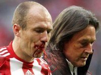 robben-blut-19609265-mfb-quer,templateId=renderScaled,property=Bild,height=349.jpg