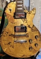 Guitar Golden.jpg