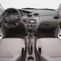 2004_ford_fcvh_interior.jpg