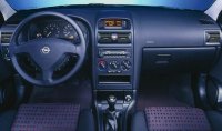 opel-astra-g-interior.jpg