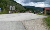 se-popravaat-ulicite-i-golemiot-parking-vo-mavrovo.jpg