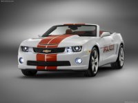 Chevrolet-Camaro-SS-Convertible-Indy-500-Pace-Car-Front-Angle-2011-525x393.jpg