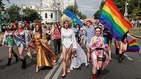 400x225_ukraine-hosts-biggest-ever-gay-pride-parade.jpg