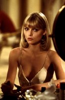 saturday-night-beauty-michelle-pfeiffer-scarface.jpg