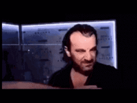 aca-lukas-aca.gif