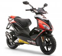 Aprilia-SR-50-R-05.jpg