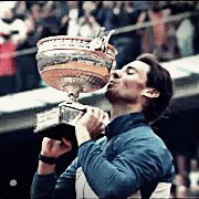 tumblr_mo8wplUQVY1s6ocq0o8_250.gif