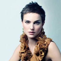 natalie-portman-with-short-hair-and-boa perfection.jpg