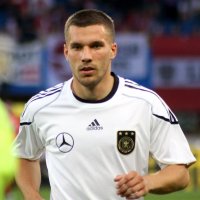 Lukas_Podolski,_Germany_national_football_team_(04).jpg