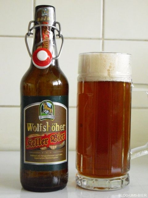 wolfshoher-kellerbier-im-glas.jpg