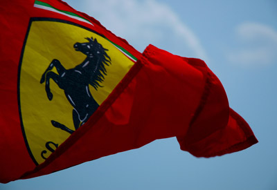 FerrariFlag_01.jpg