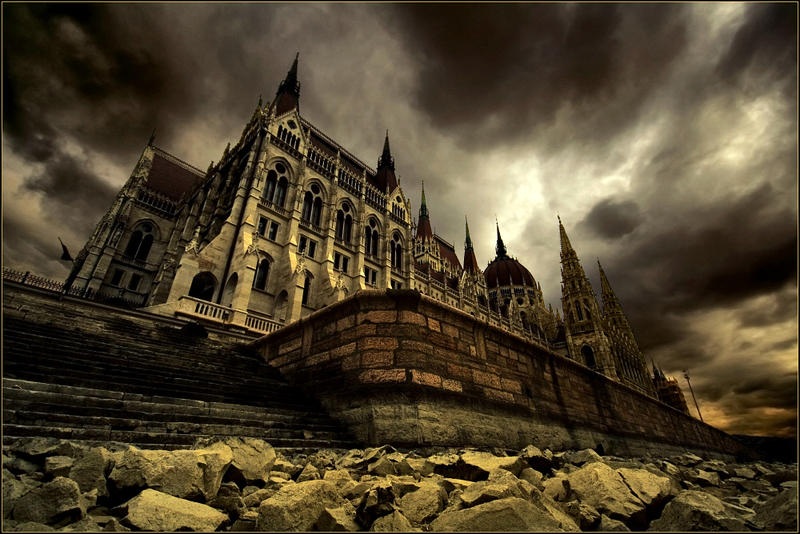 ghost_palace_by_arbebuk.jpg
