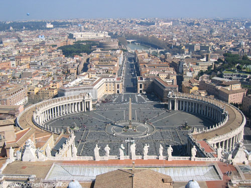 St_Peters_square_view_Rome.jpg