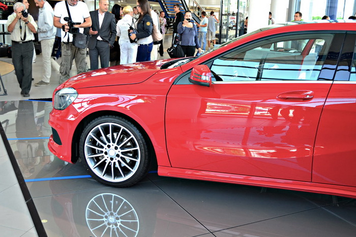 mercedes-aclass-starting-priccce-010.jpg