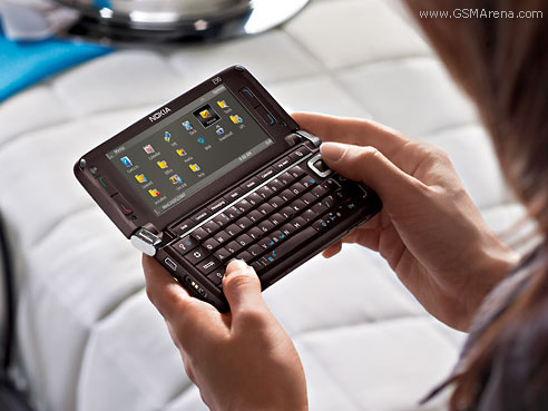 nokia-e90-01.jpg