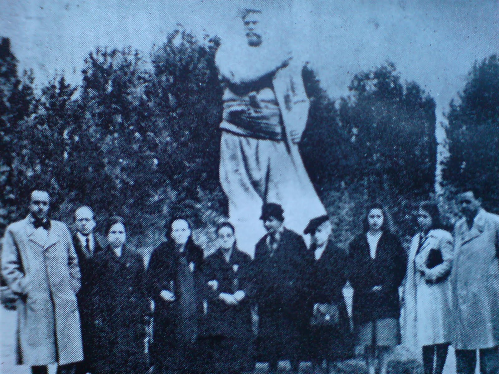 PotomciteNaGoce.JPG