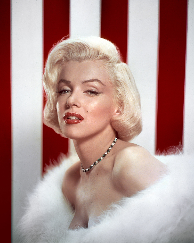 Gorgeous-marilyn-monroe-604718_800_1001.jpg