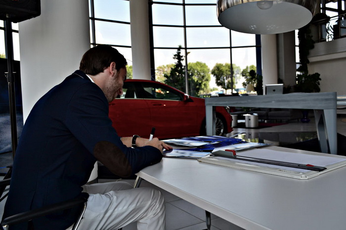 mercedes-aclass-starting-priccce-015.jpg