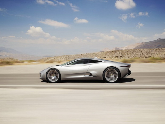 jaguar-turbo-polnacii-02.jpg