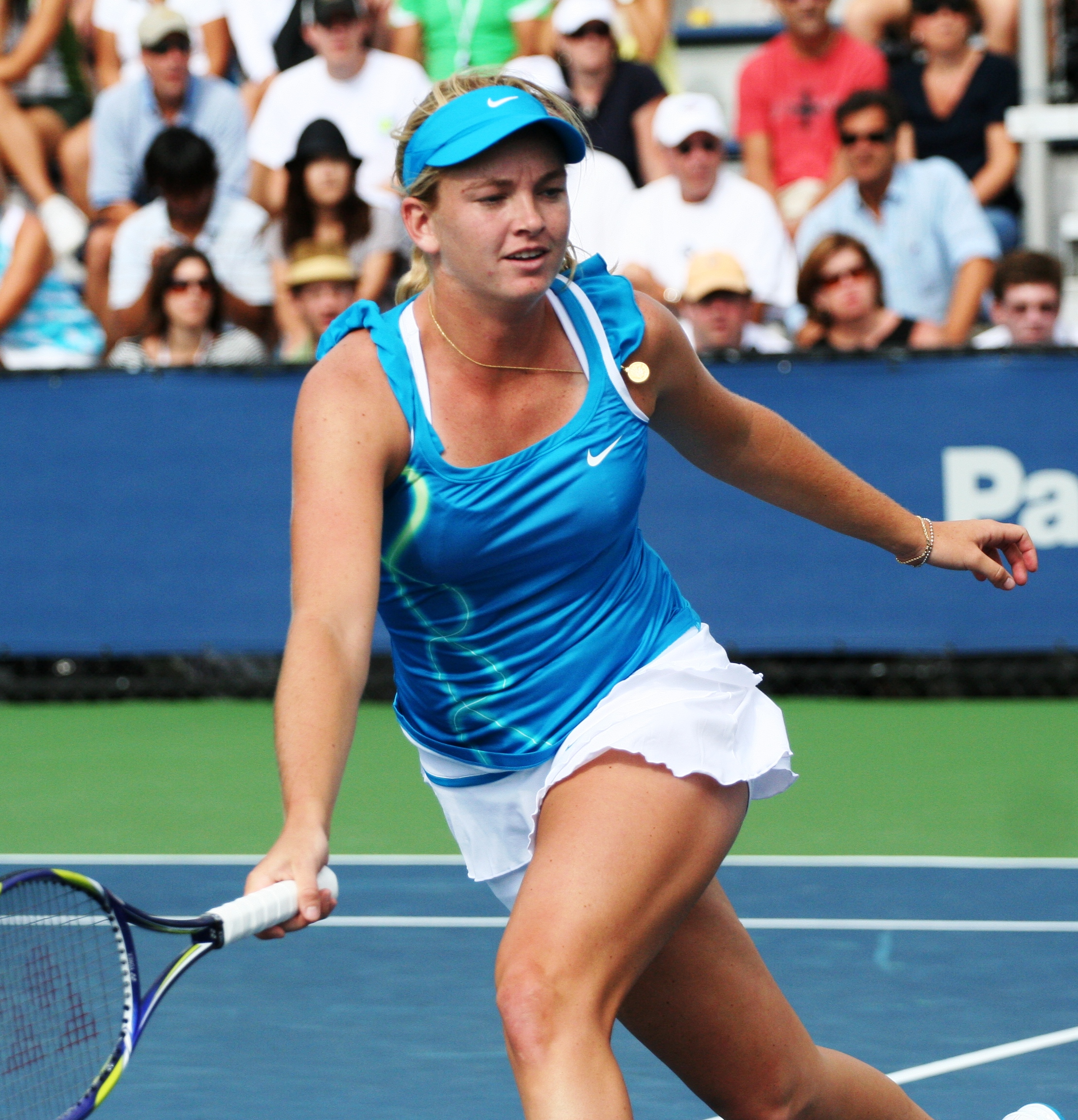 CoCo_Vandeweghe_at_the_2010_US_Open_03.jpg