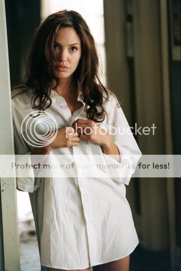 mr-and-mrs-smith-10.jpg