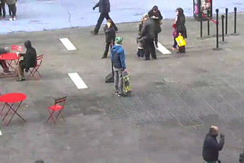 dR6o7ox.gif