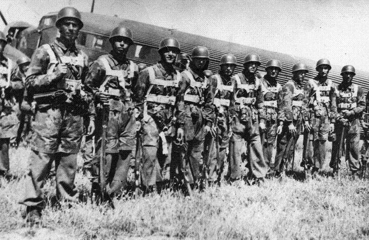 Paratroopers2.jpg