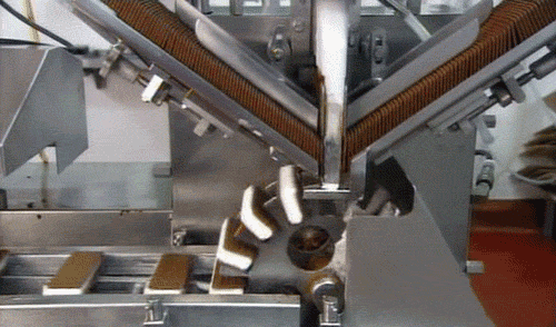 mesmerizing_gifs_with_endless_motion_09.gif