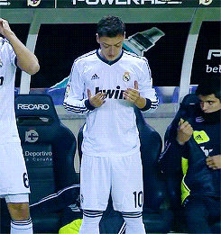 tumblr_mip1qlpZR21r1ys3lo2_250.gif