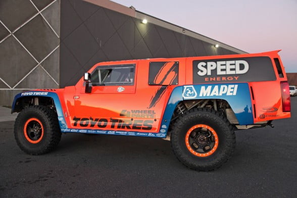robby_gordon_2013_dakar2-588x392.jpg