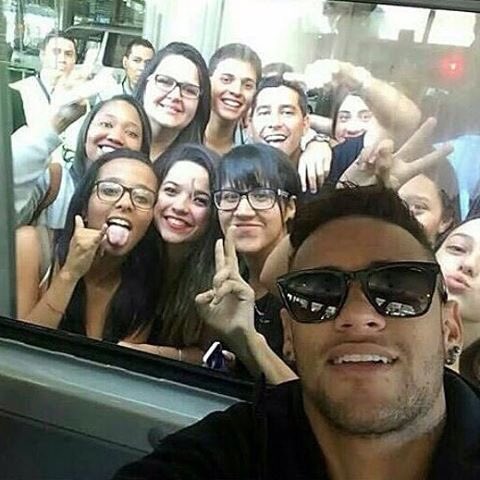 Cc3hNHIUYAACUZn.jpg:large