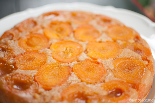 apricot-ginger-cake-upside-down.jpg