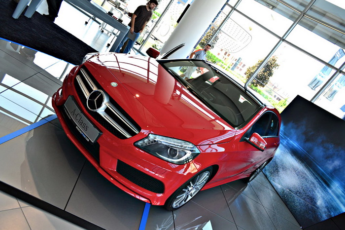 mercedes-aclass-starting-priccce-08.jpg